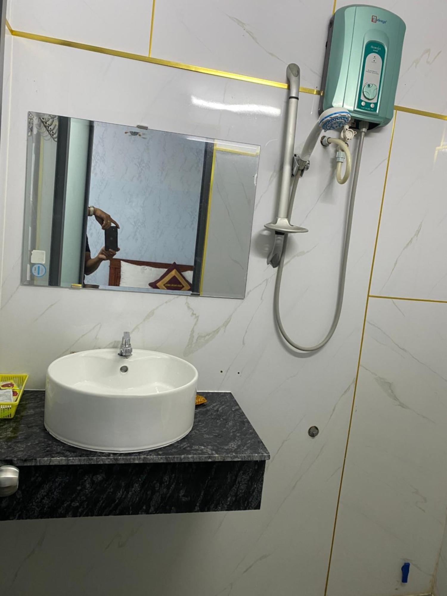 הו צ'י מין סיטי Thien Phuoc Hotel מראה חיצוני תמונה